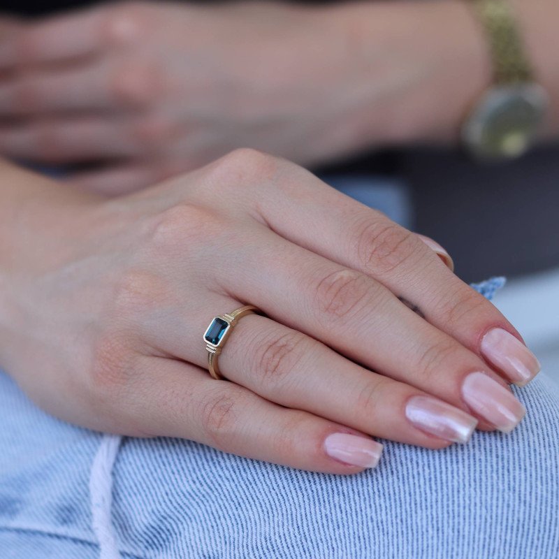 Mavi Taşlı Yüzük