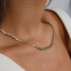 Sade Kolye