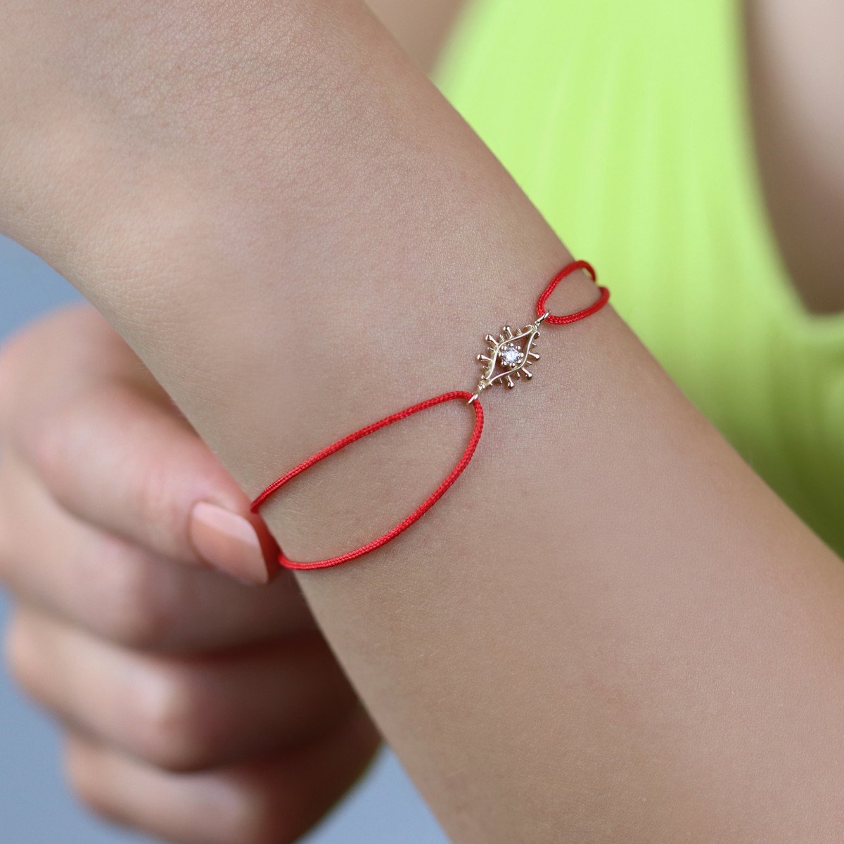 İpli Kirpik Bileklik