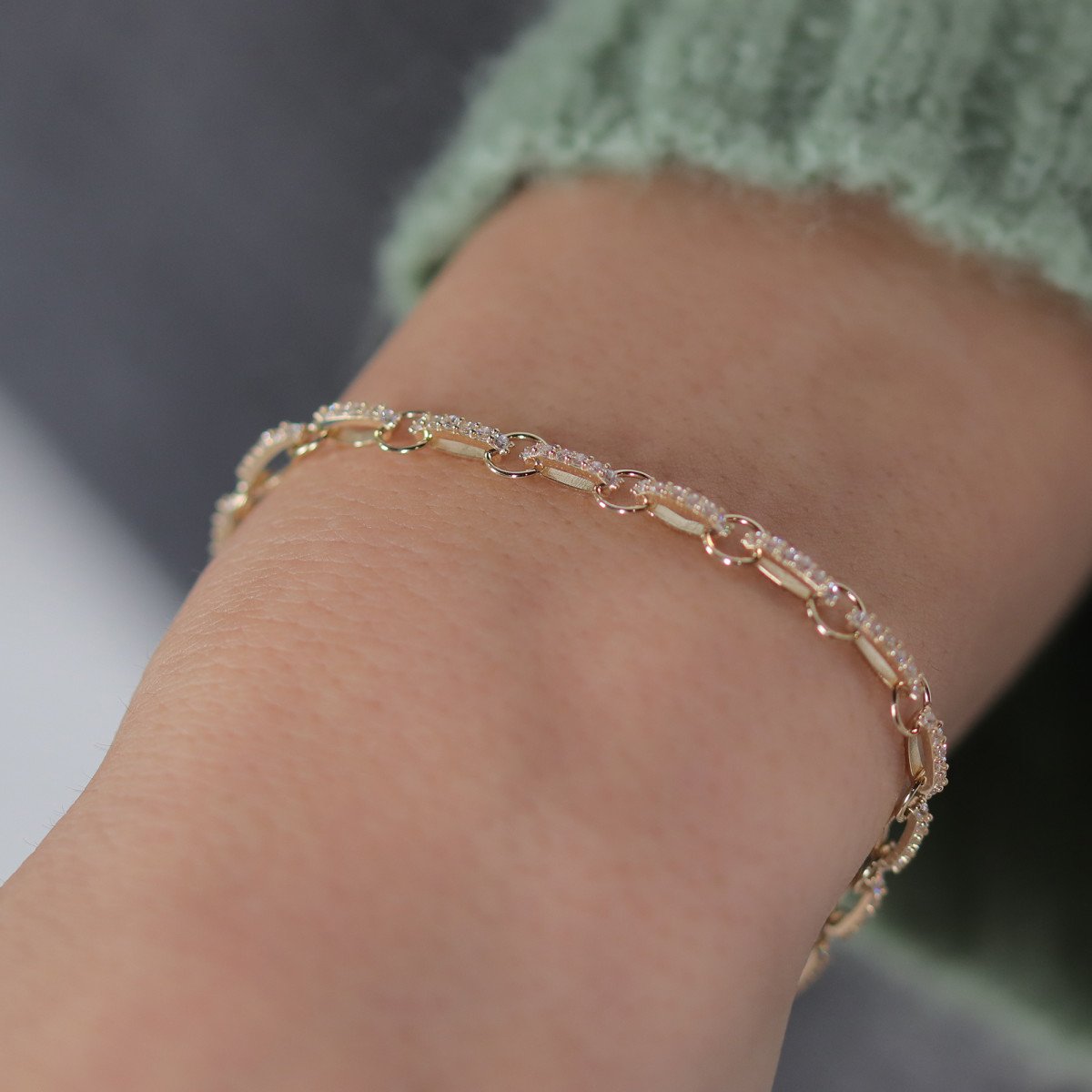 Taşlı Halka Bileklik