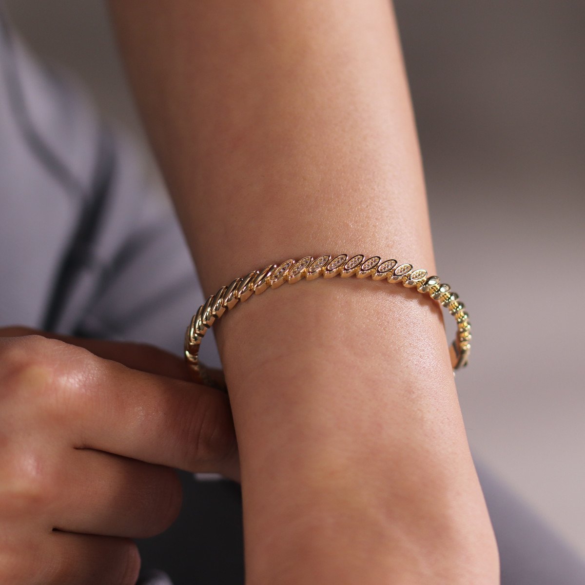 Taşlı Burgu Bilezik