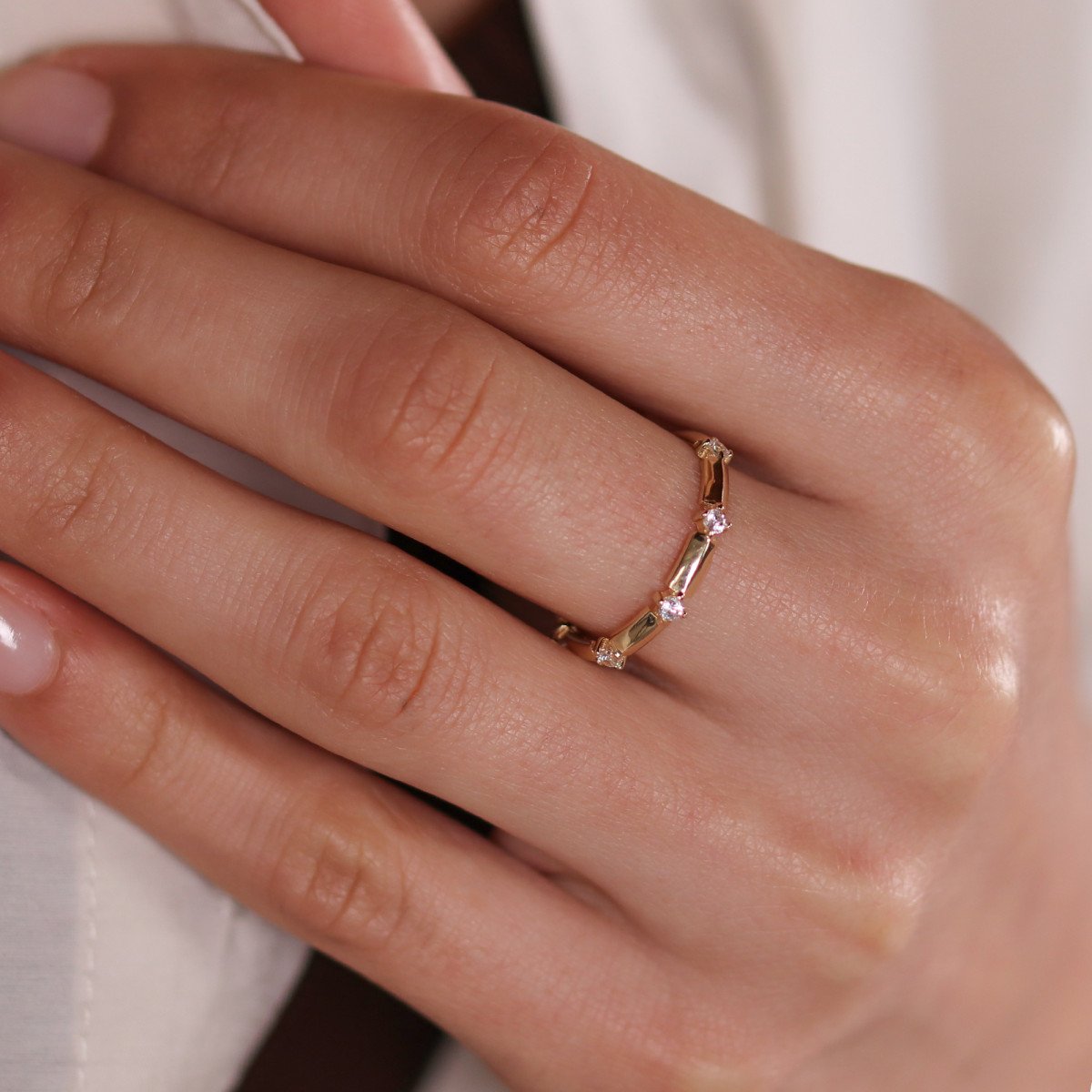 Sıra Taşlı Yüzük