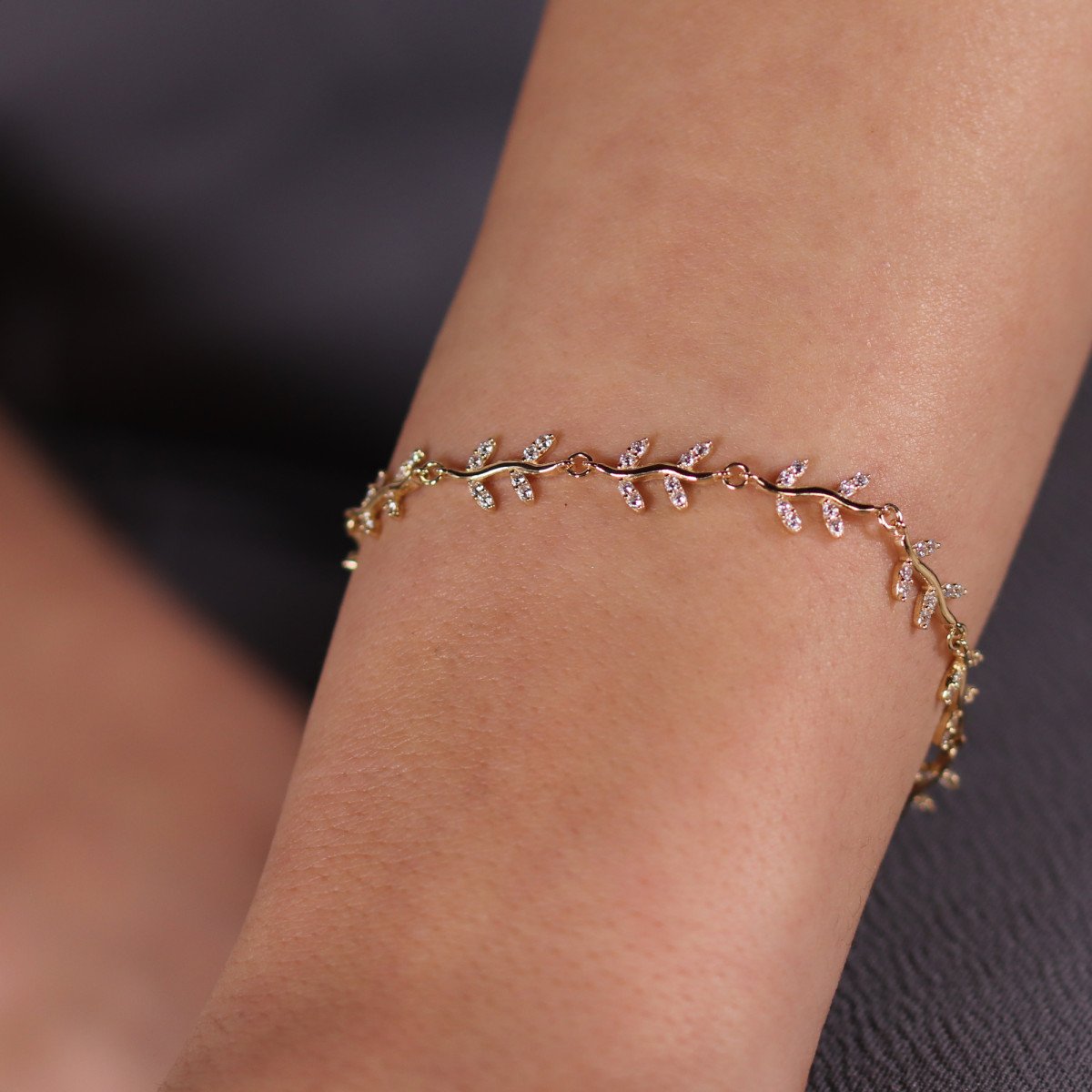 Taşlı Dal Bileklik