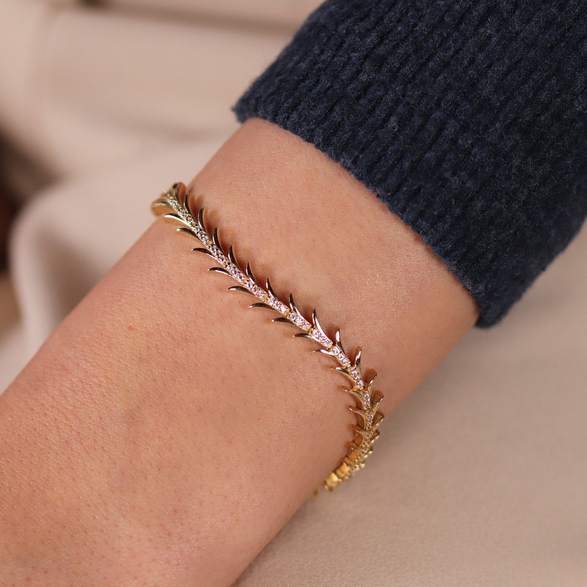 Taşlı Branch Bileklik