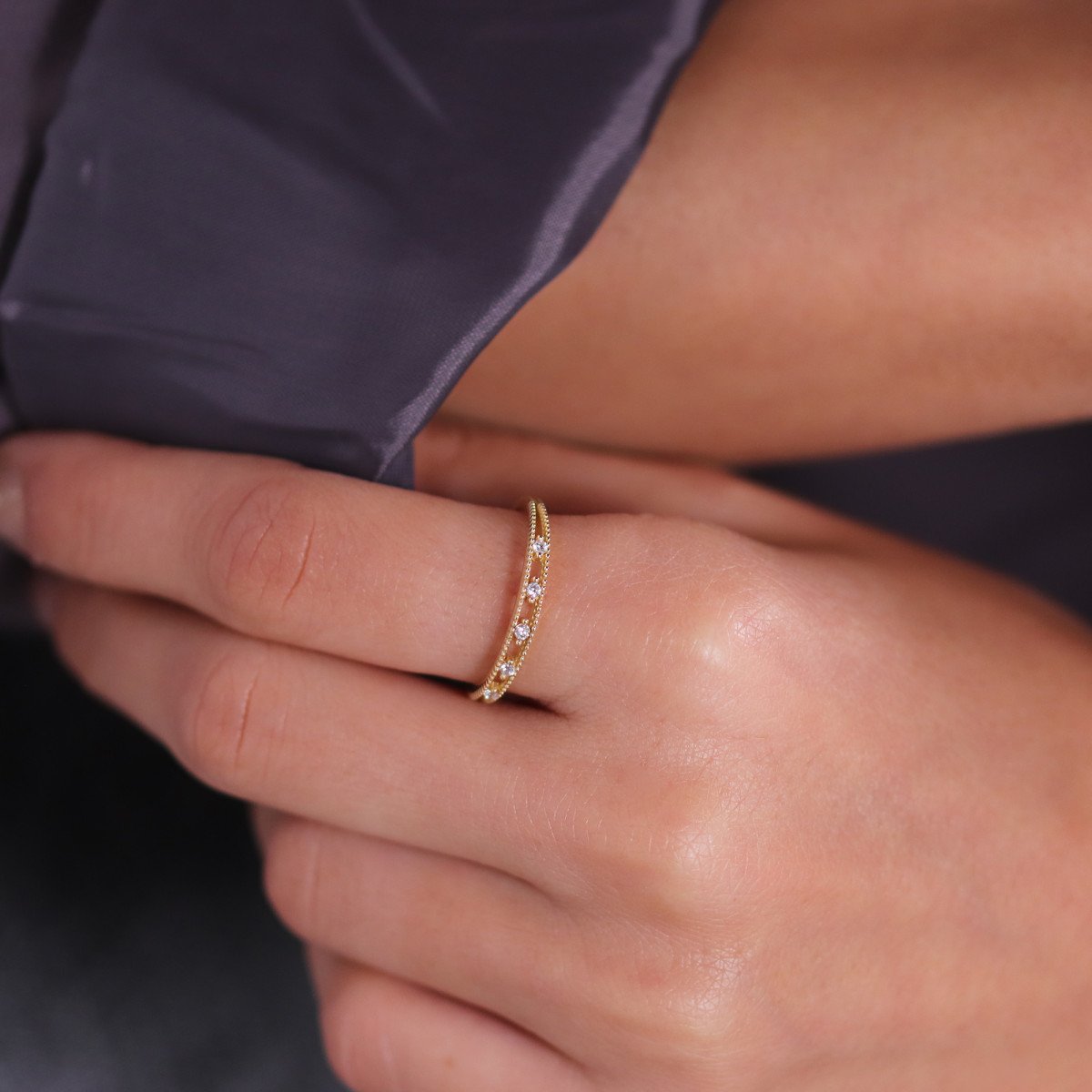 Taşlı Tasarım Yüzük