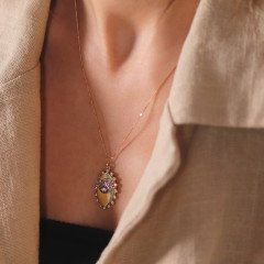 Taçlı Madalyon Kolye