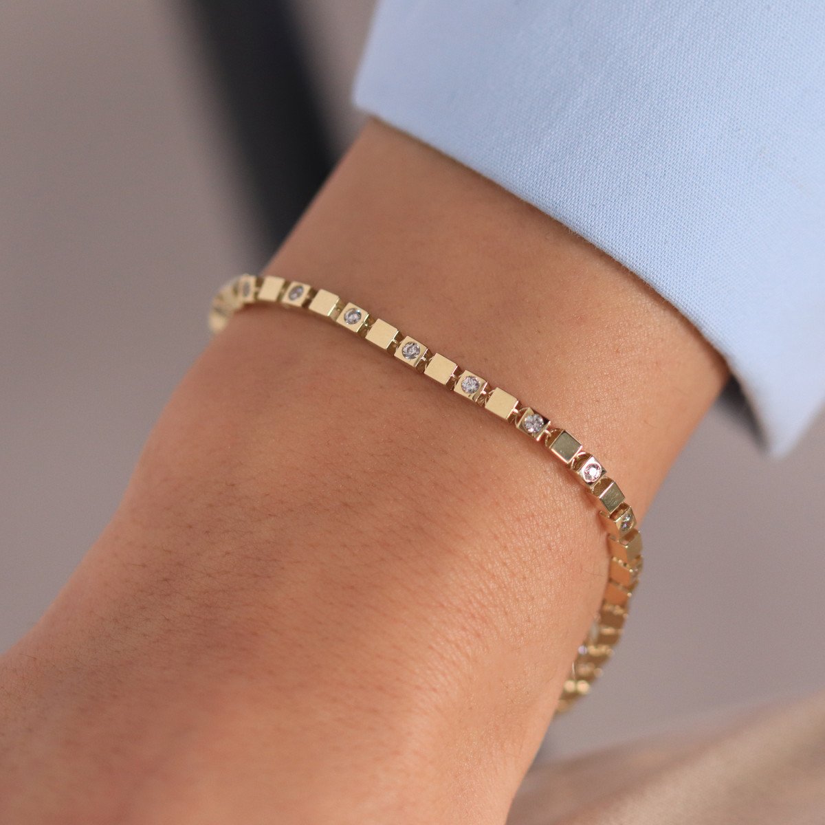 Taşlı Kare Bileklik