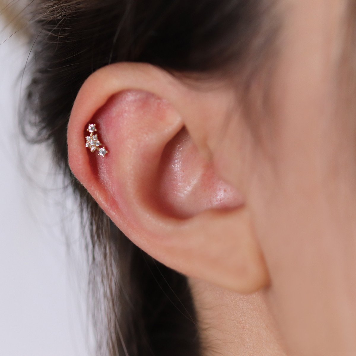 Çiçekli Piercing