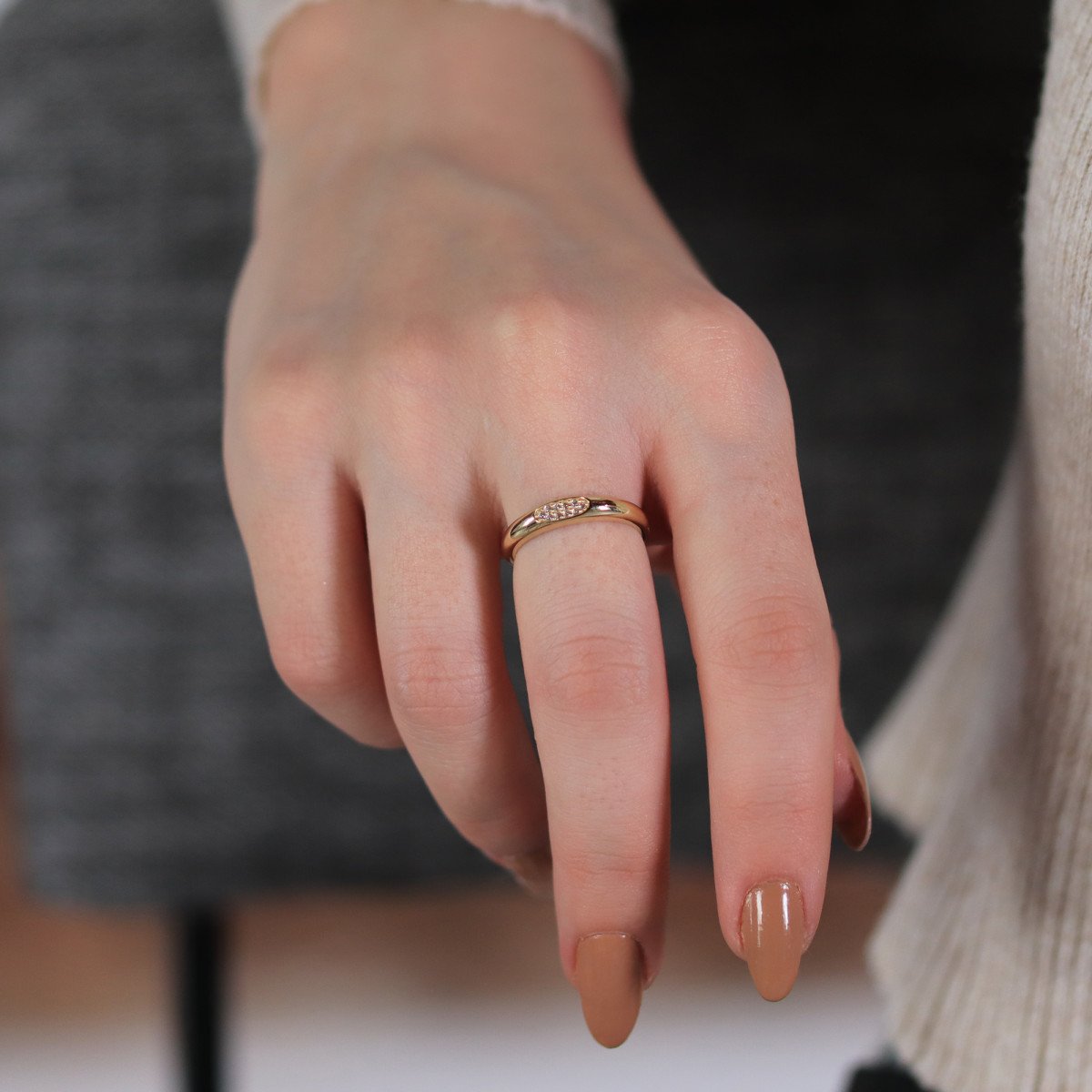 Taşlı Bombe Yüzük