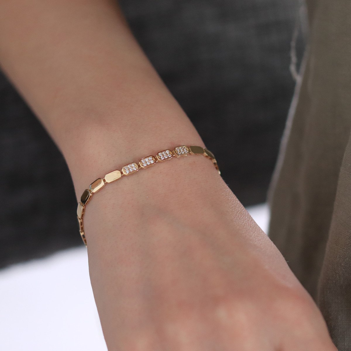 Taşlı Pul Bileklik