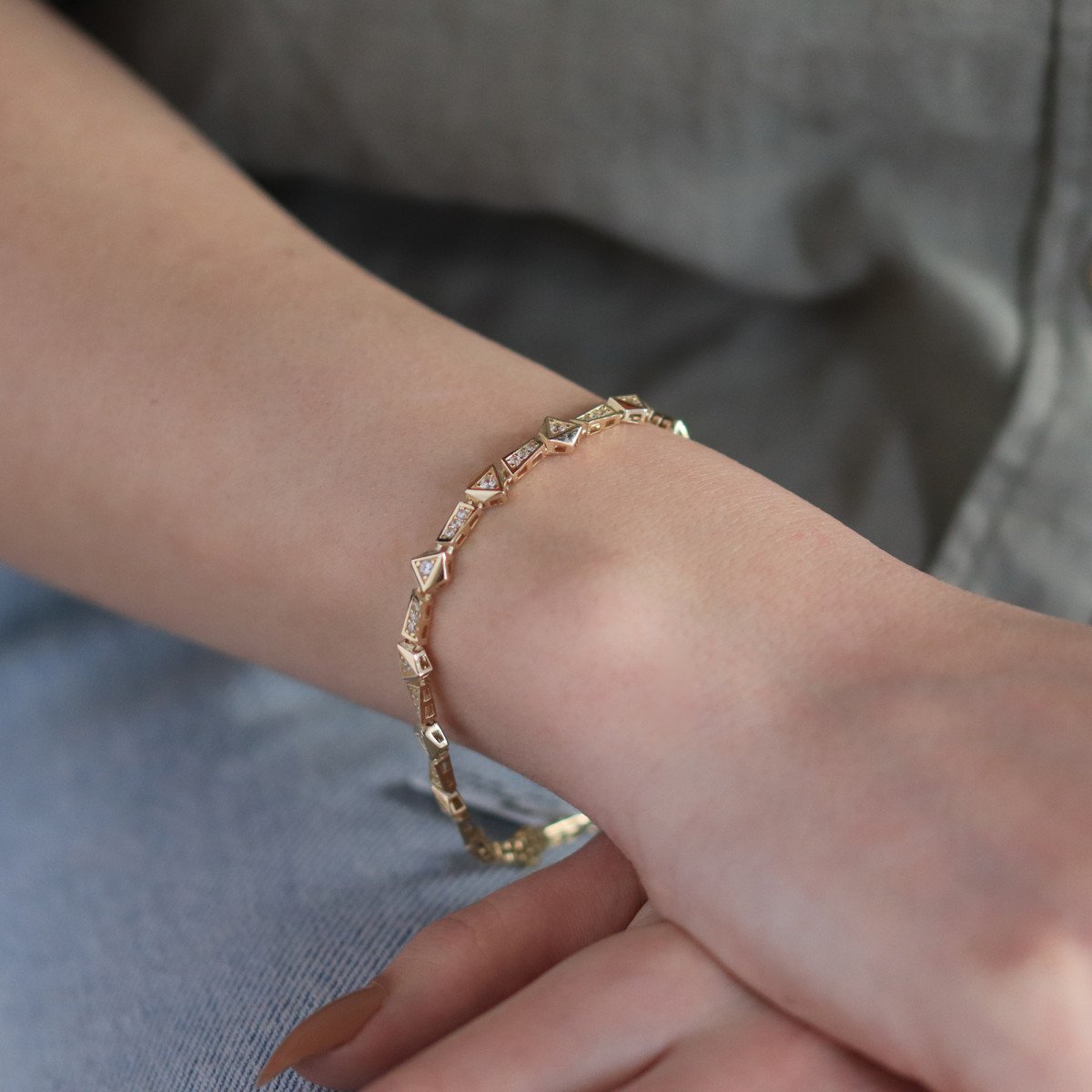 Taşlı Asimetrik Bileklik