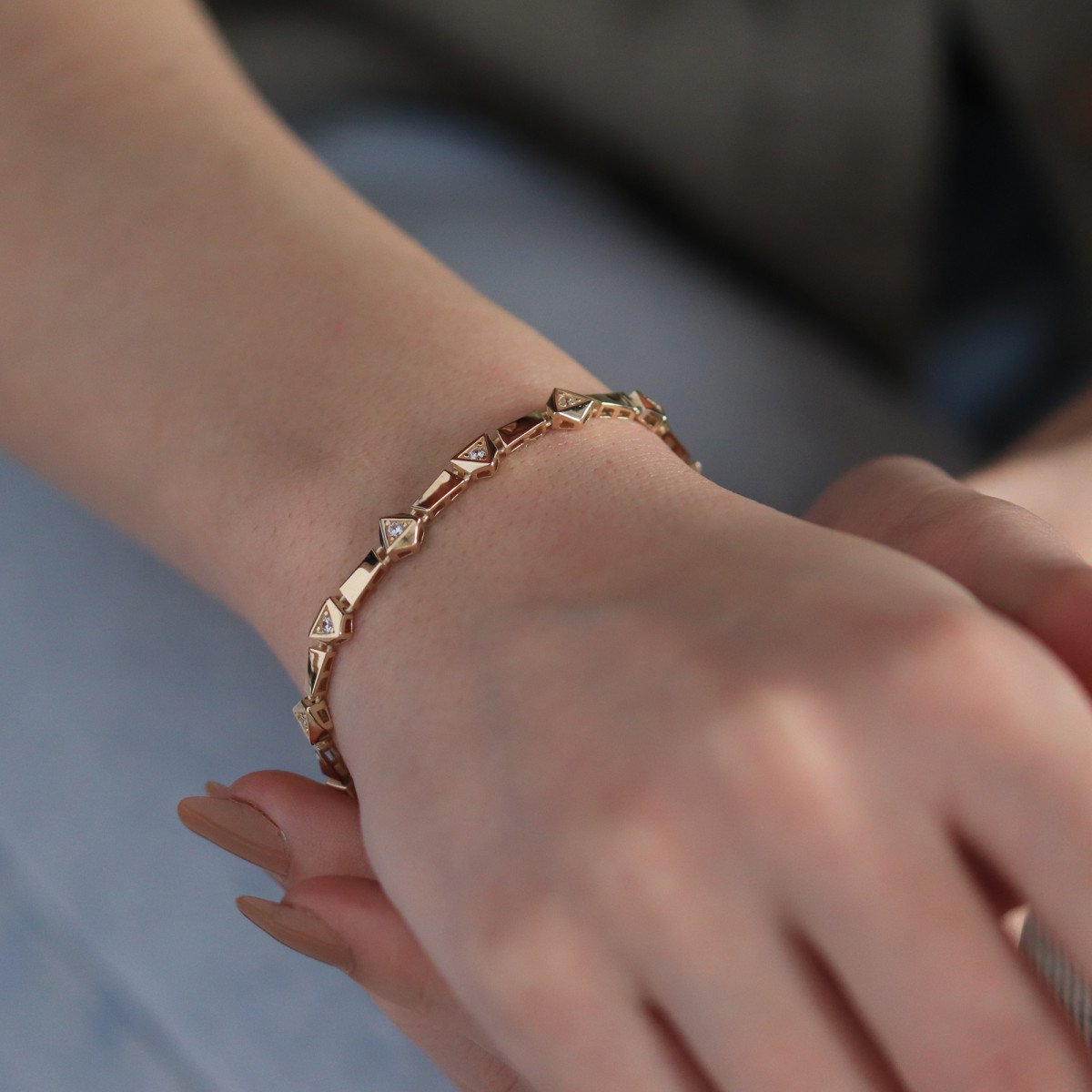 Taşlı Asimetrik Bileklik