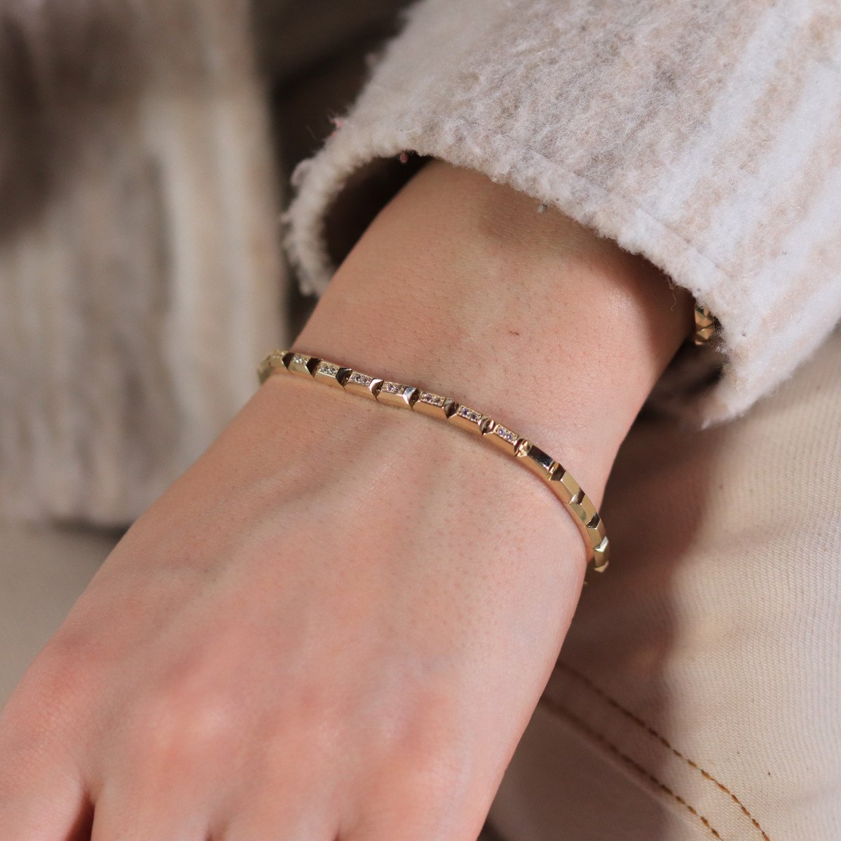 Taşlı Pul Bileklik