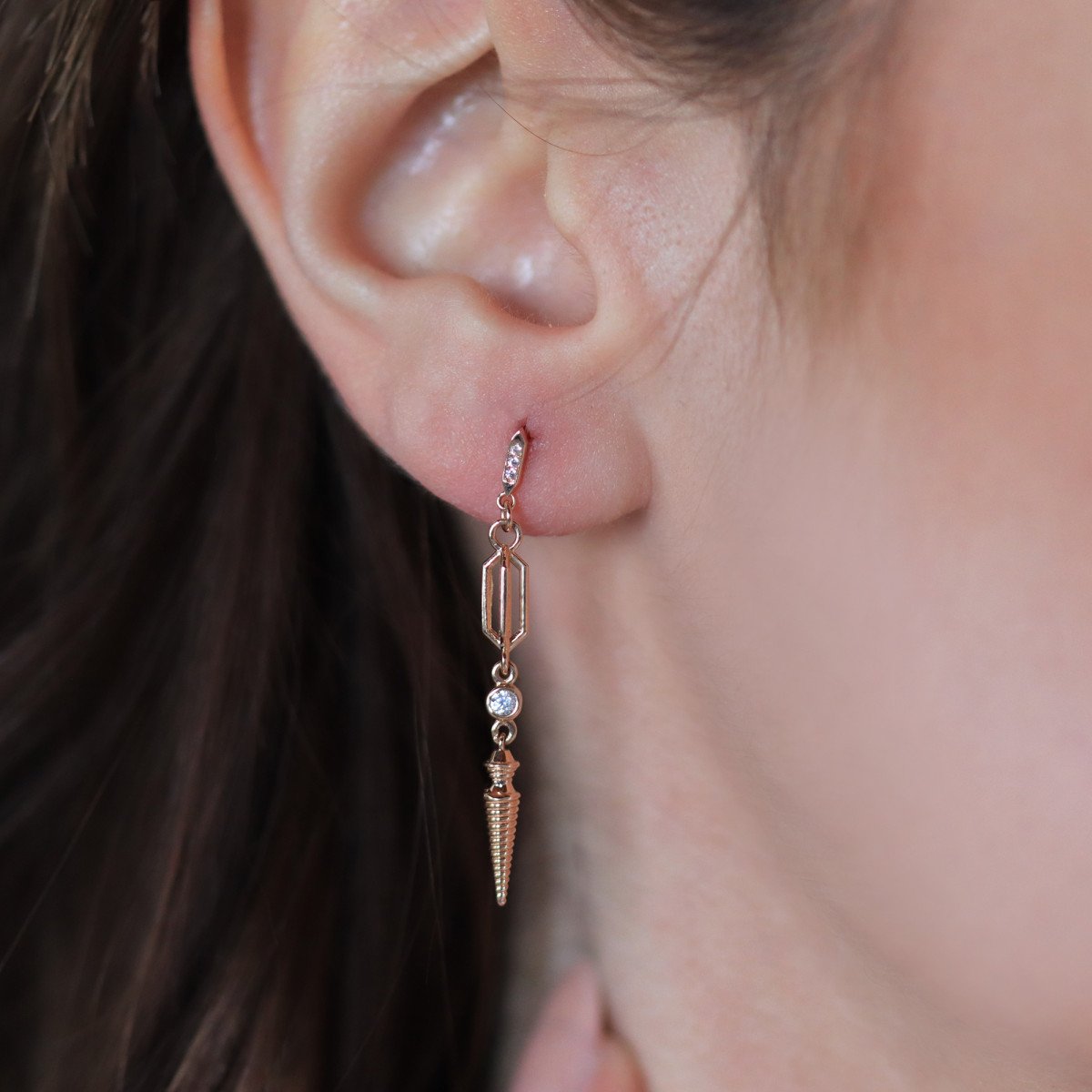 Sallantılı Ok Küpe