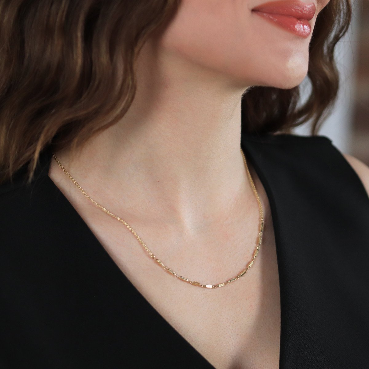 Çizgili Tasarım Kolye