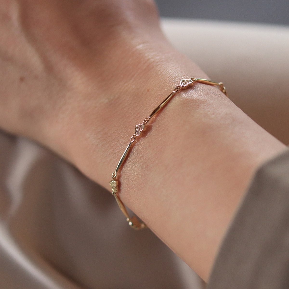 Taşlı Kalp Bileklik