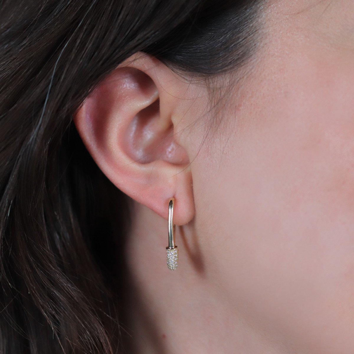 Taşlı Üçgen Küpe