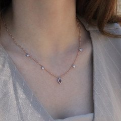 Sıra Taşlı Markiz Pırlanta Kolye