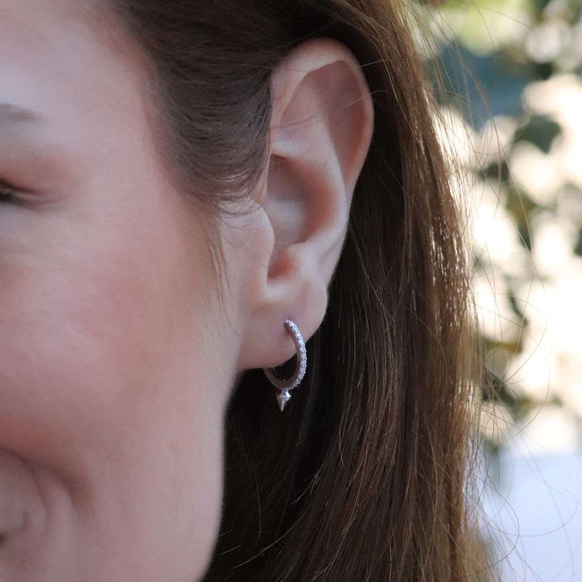 Sıralı Pırlanta Halka Küpe