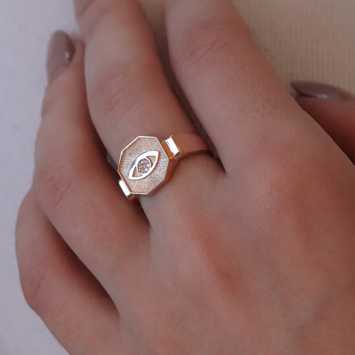 Göz Pırlanta Yüzük