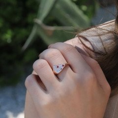 Tasarım Üçgen Pırlanta Yüzük