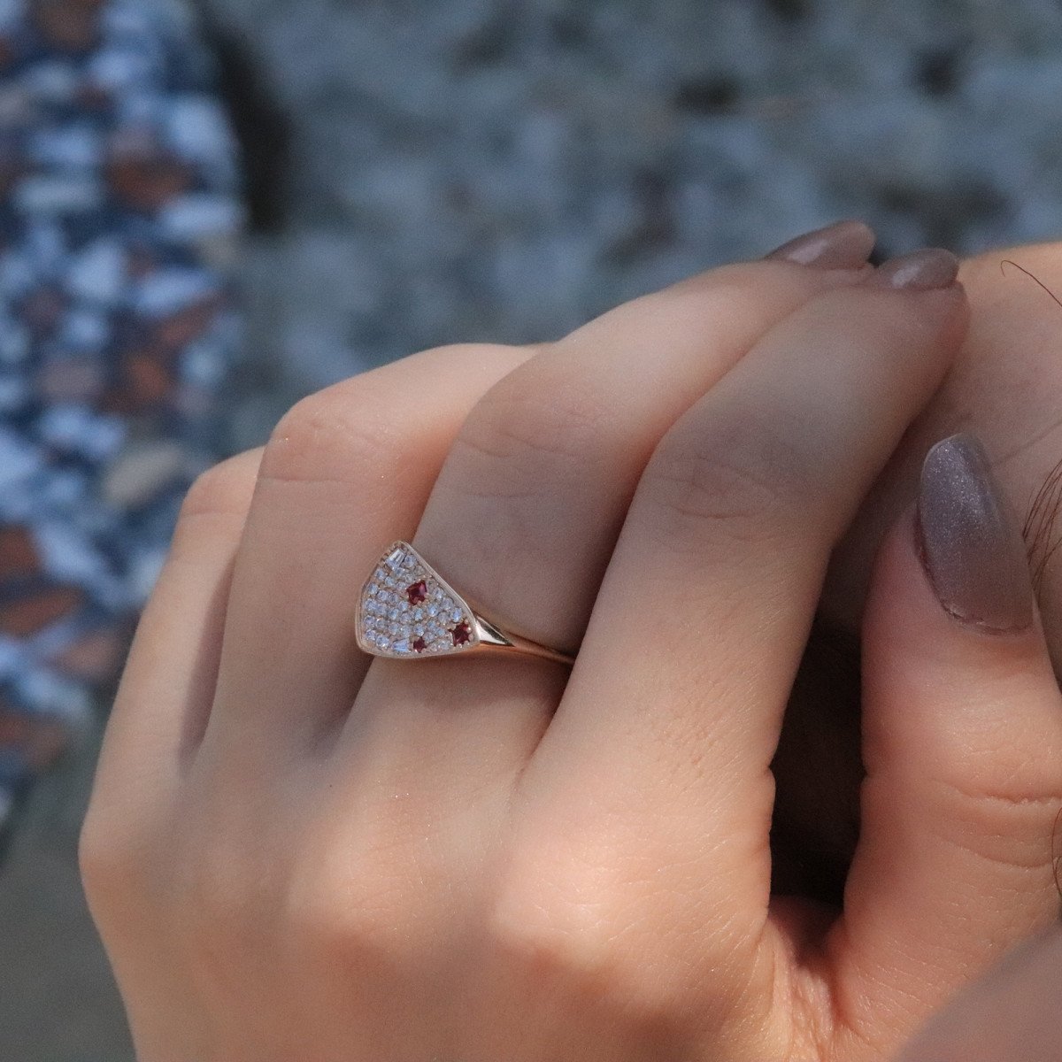 Tasarım Üçgen Pırlanta Yüzük