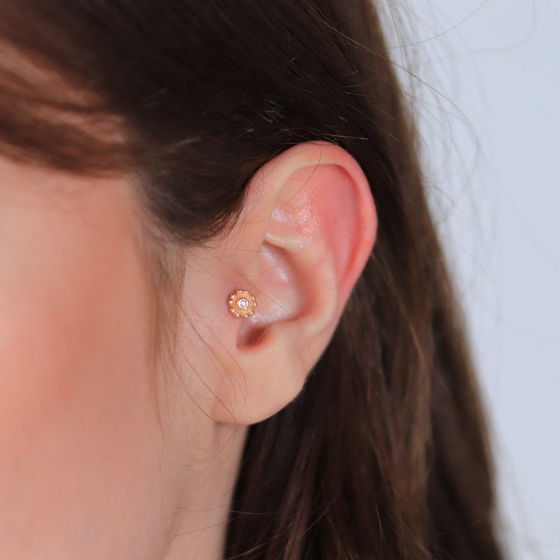 Menekşe Piercing