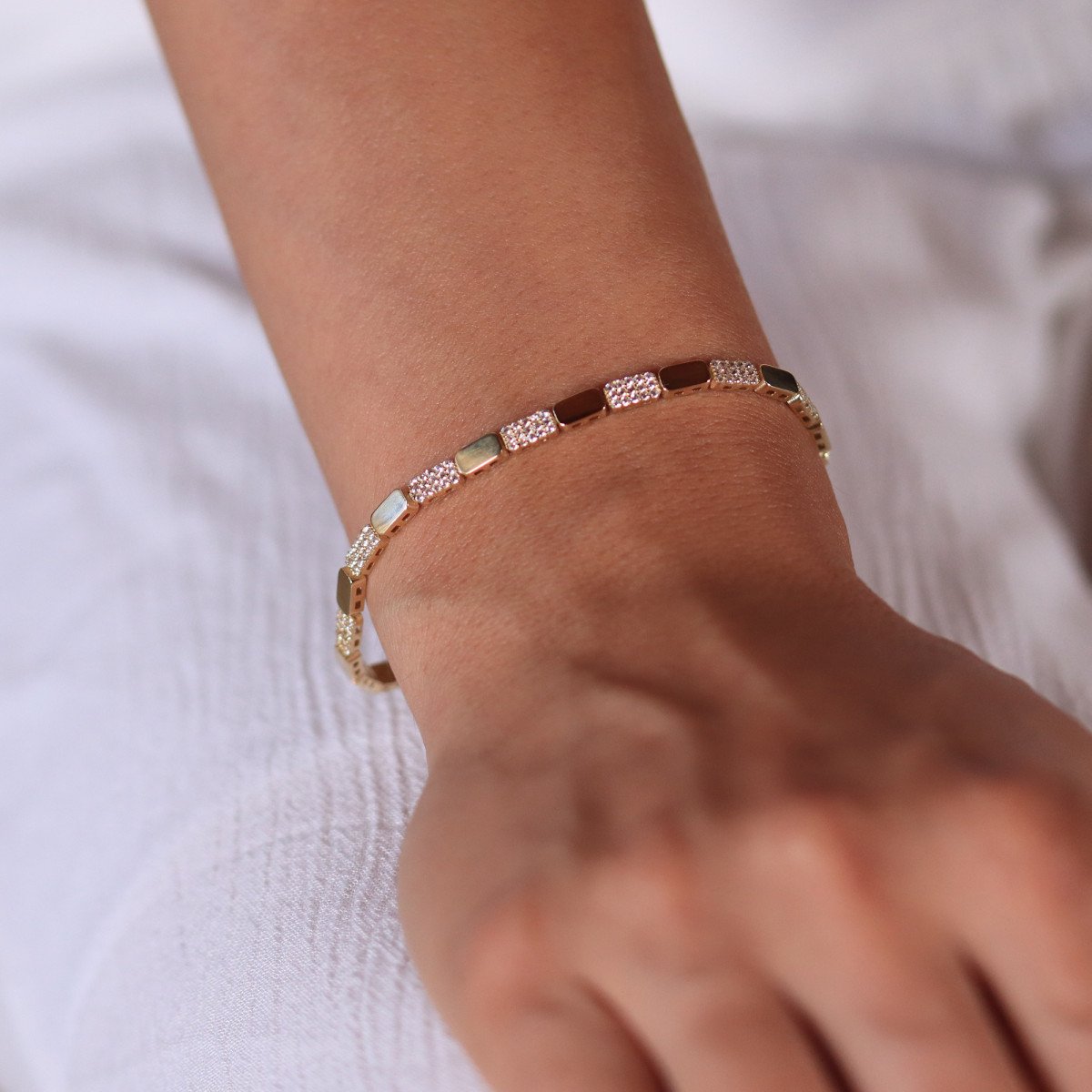 Taşlı Pul Bileklik