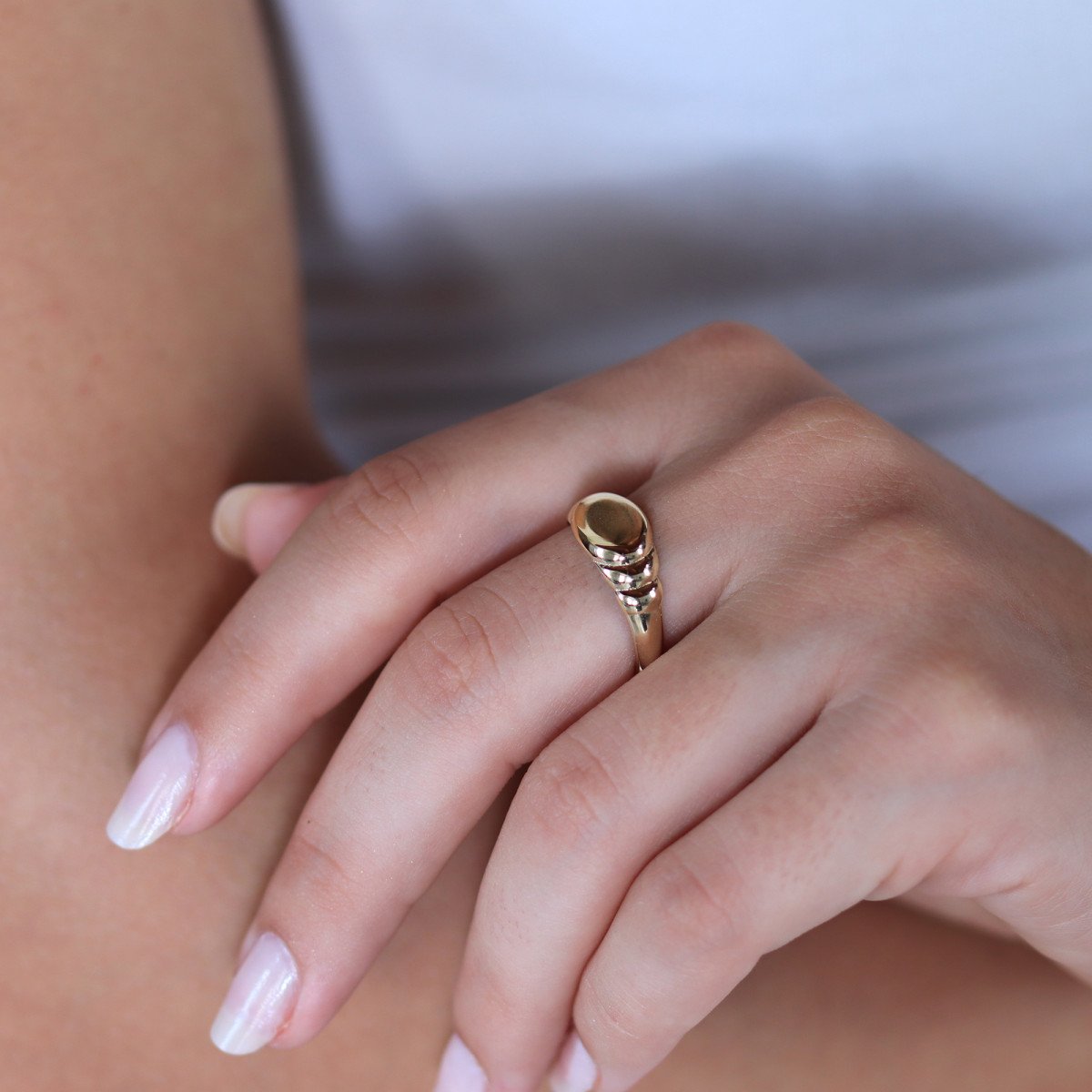 Oval Şovalye Yüzük