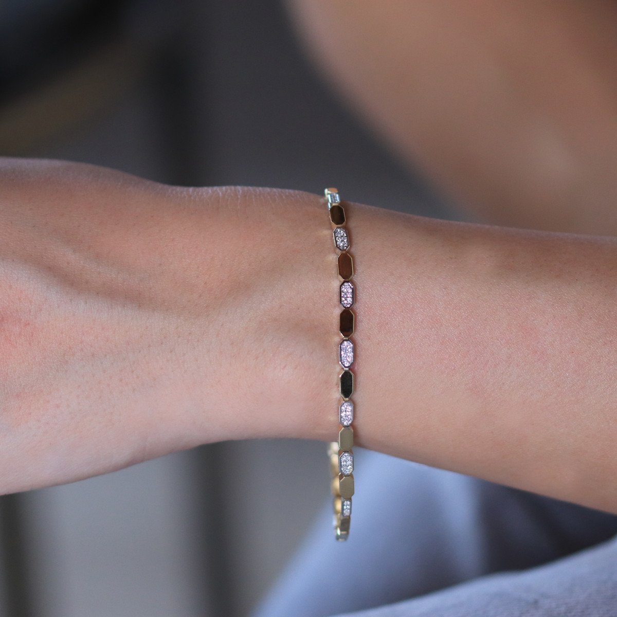 Sıralı Pul Pırlanta Bileklik