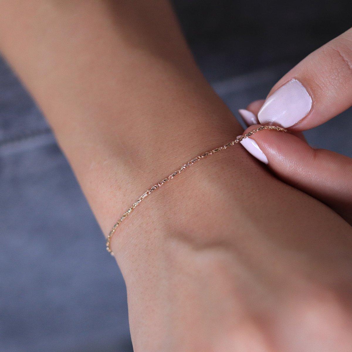 İnce Desenli Bileklik