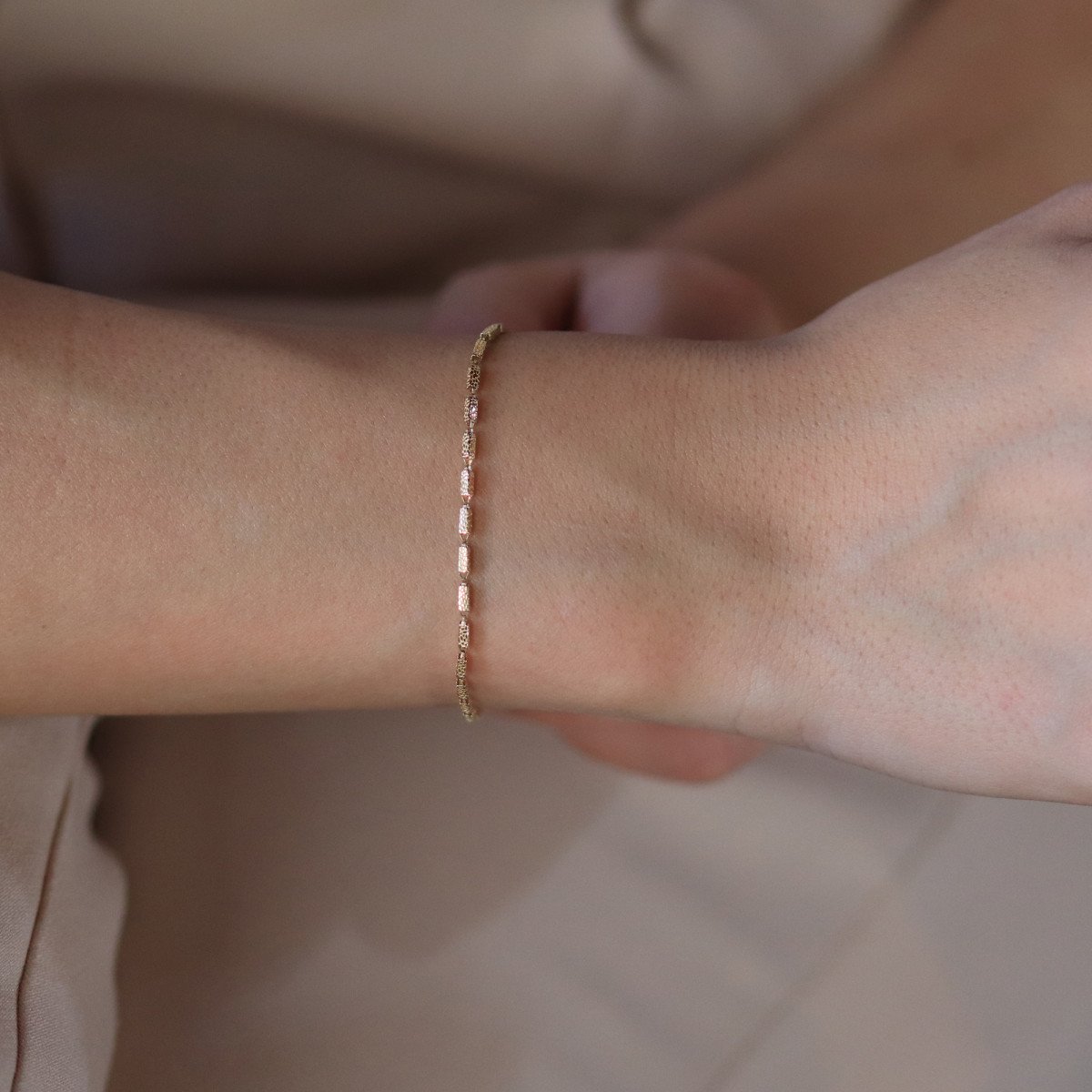 İnce Desenli Bileklik