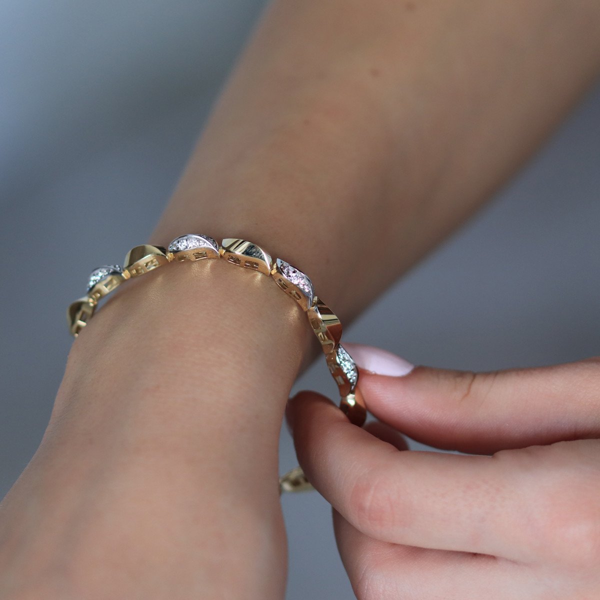 Taşlı Dalga Bileklik