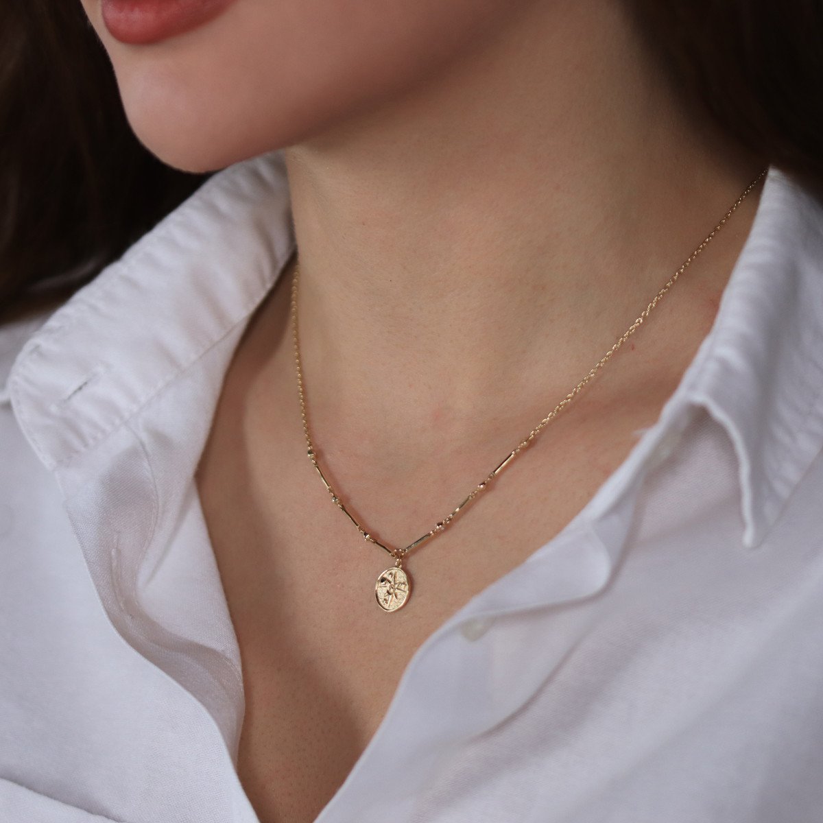 Kuzey Yıldızı Madalyon Kolye