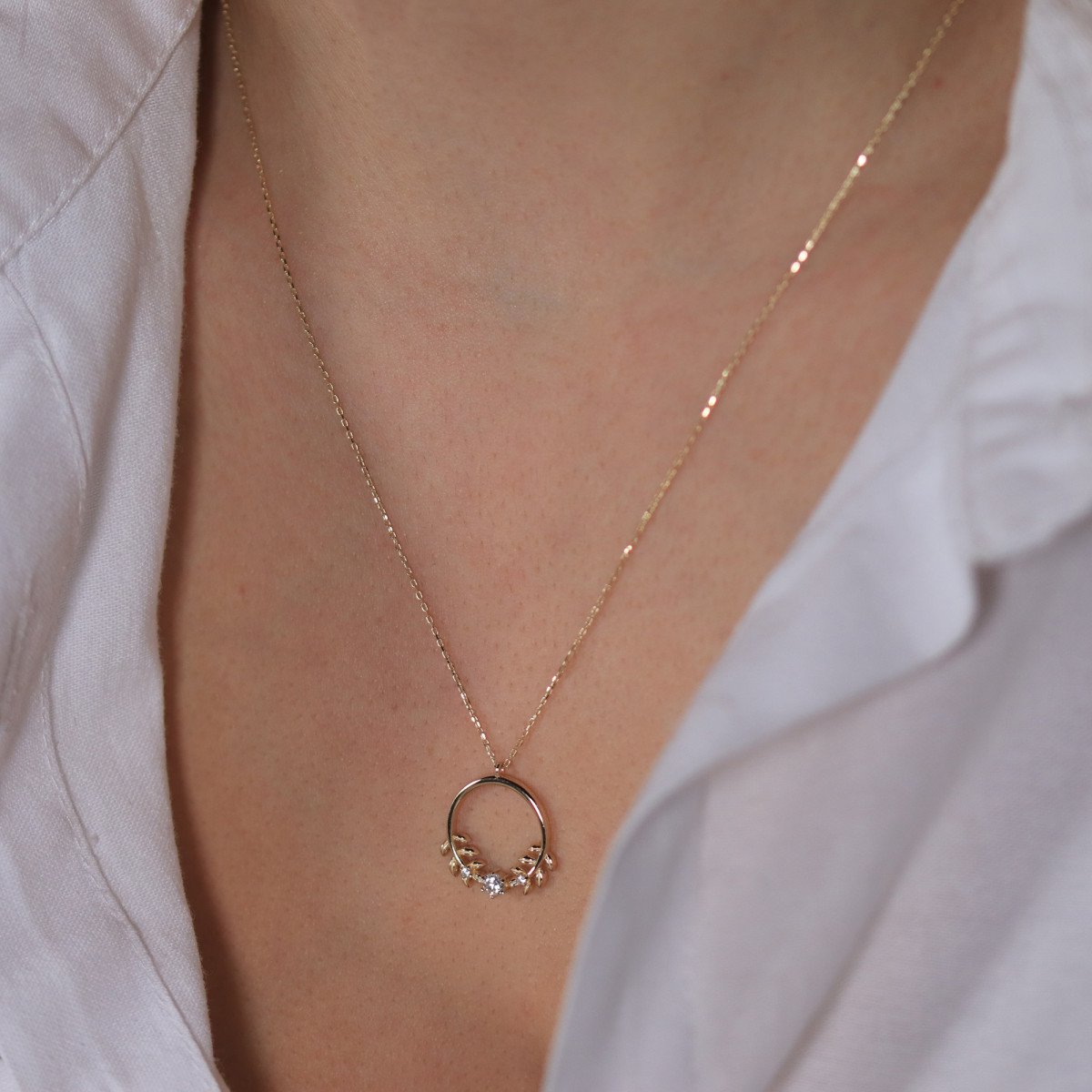 Taşlı Başak Kolye