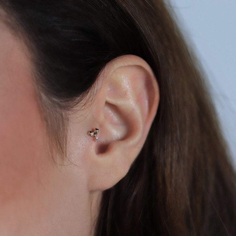 Dörtgen Taş Piercing