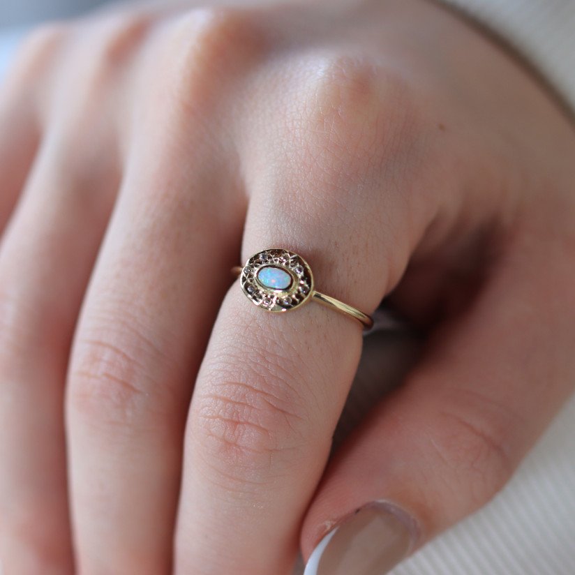 Opal Antik Yüzük