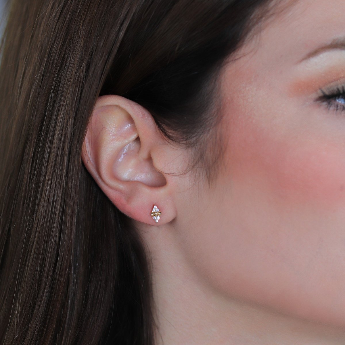 Taşlı Üçgen Küpe