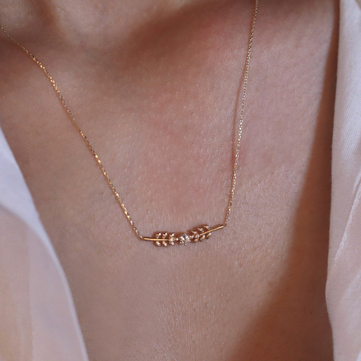 Taşlı Başak Kolye