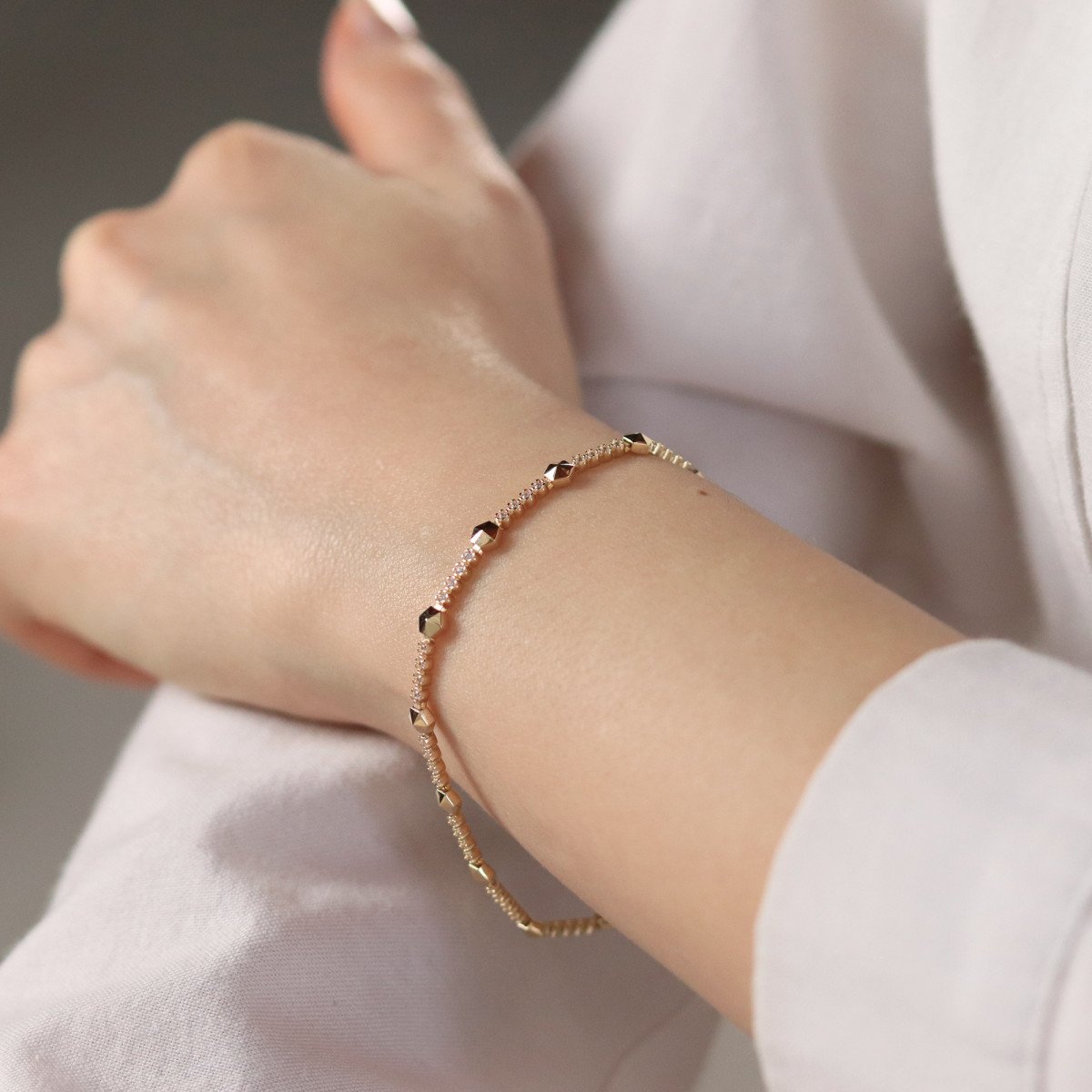 Taşlı Altıgen Bileklik