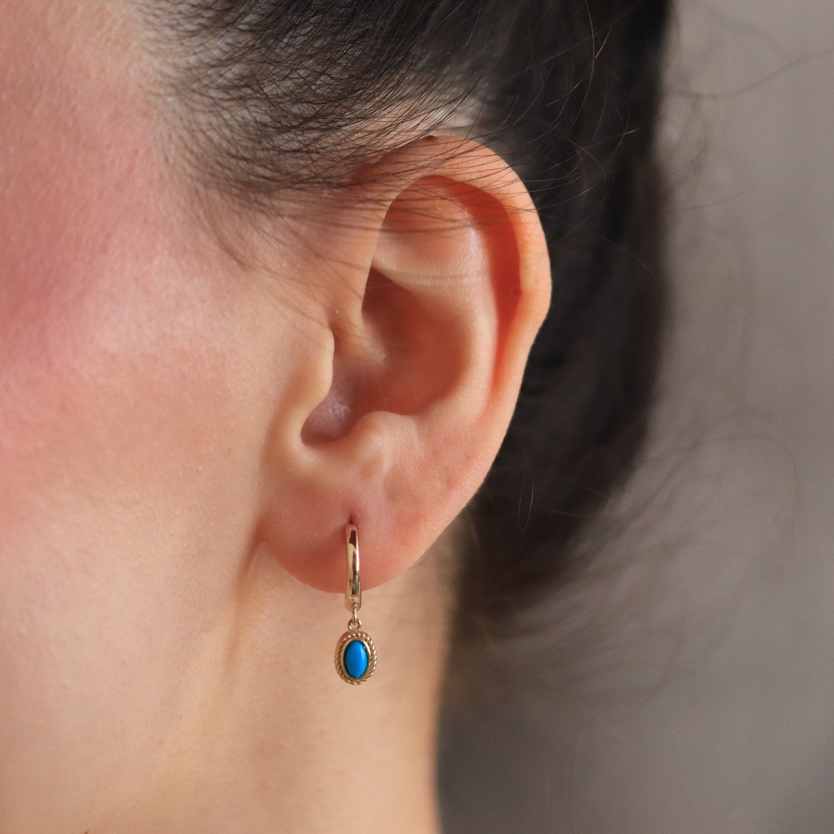 Firuze Sallantılı Küpe