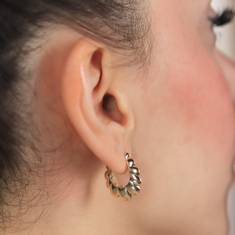 Bombe Kıvrımlı Küpe