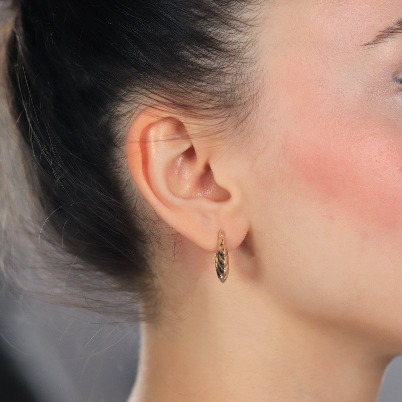 Bombe Kıvrımlı Küpe