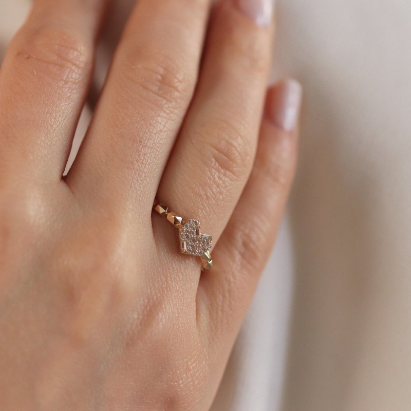 Prizmatik Kalp Yüzük