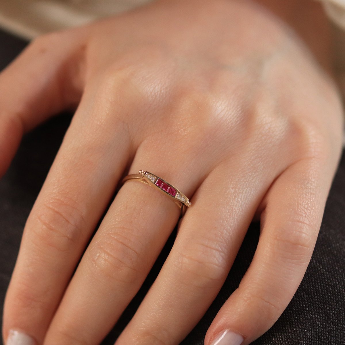 Taşlı Ferry Yüzük