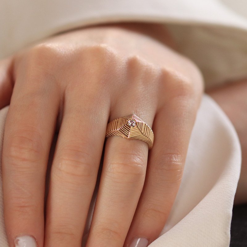 Çokgen Çizgili Yüzük