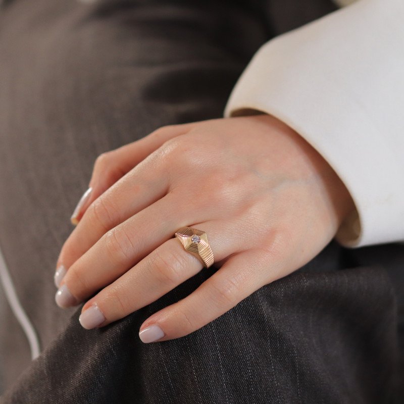 Çokgen Çizgili Yüzük