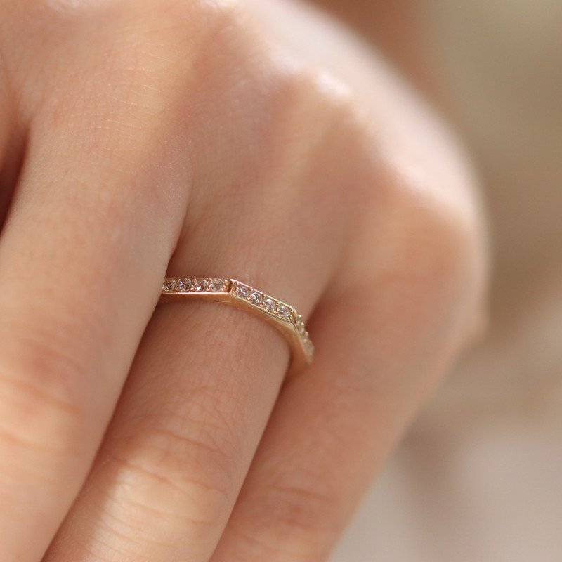 Taşlı Çokgen Yüzük