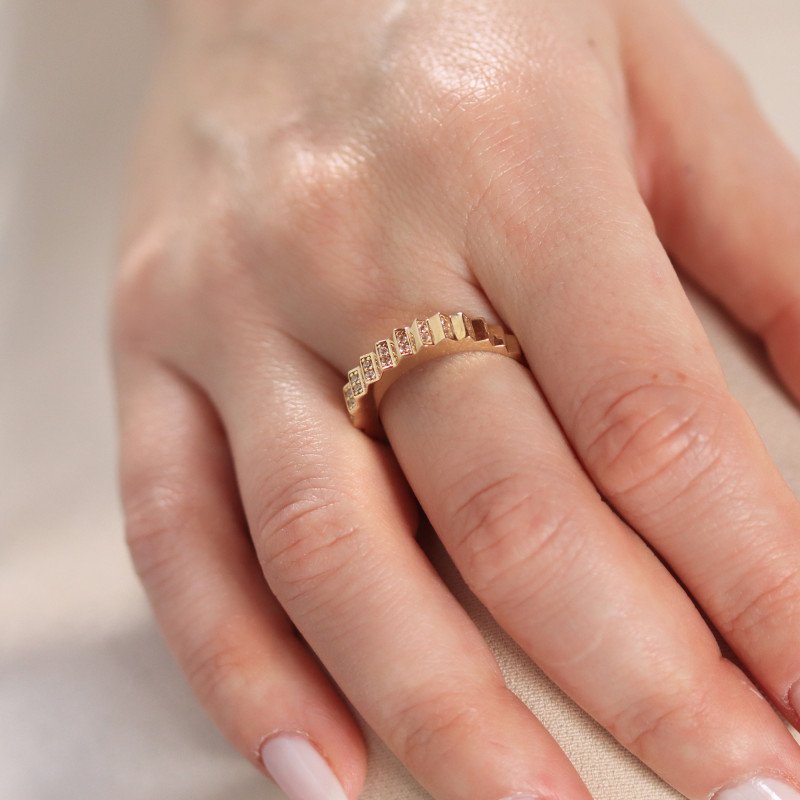 Taşlı Tırtık Yüzük