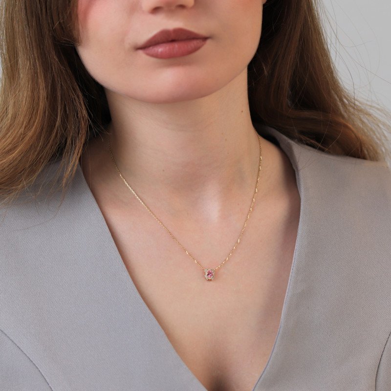Pembe Taşlı Kolye